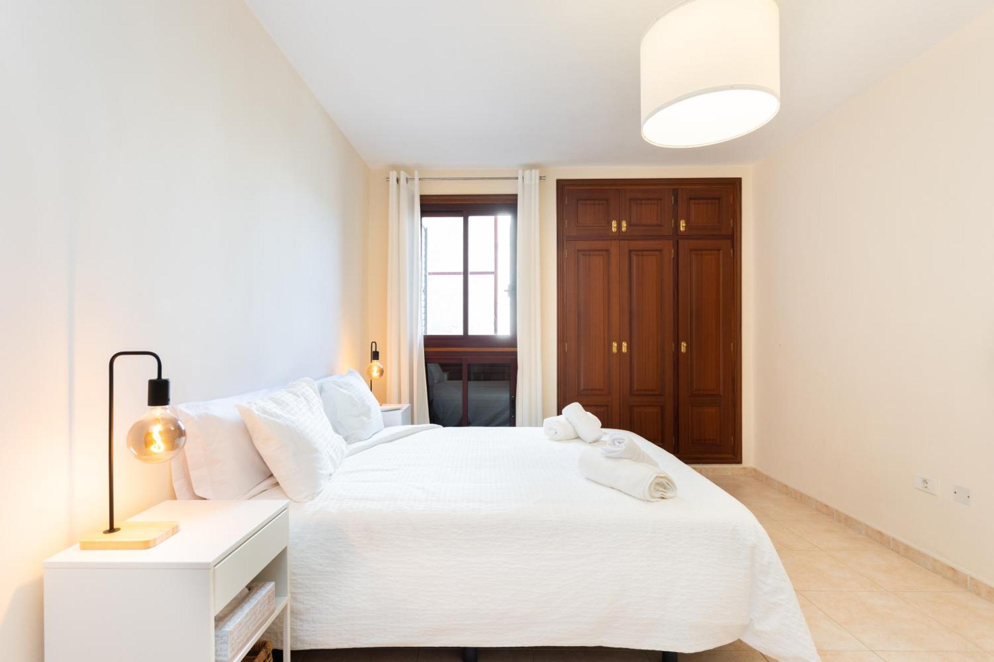 Home2Book Design & Luminous Apt Santa Cruz Center Экстерьер фото